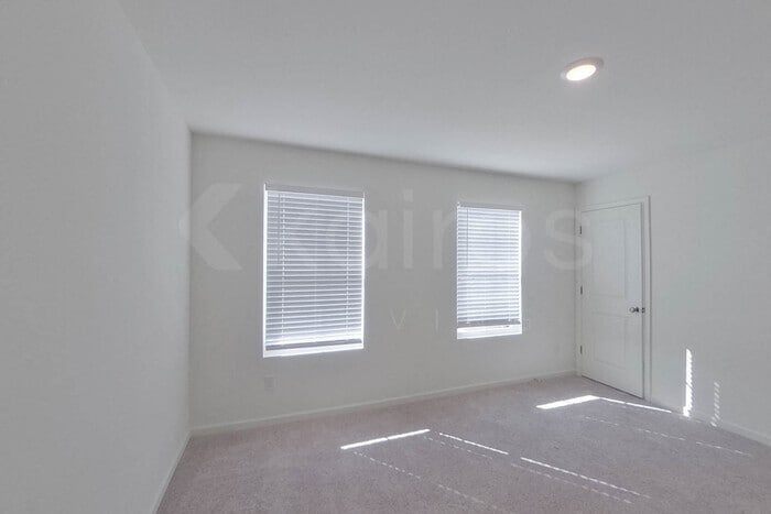 Building Photo - 103 Flat Rock Ml Trl