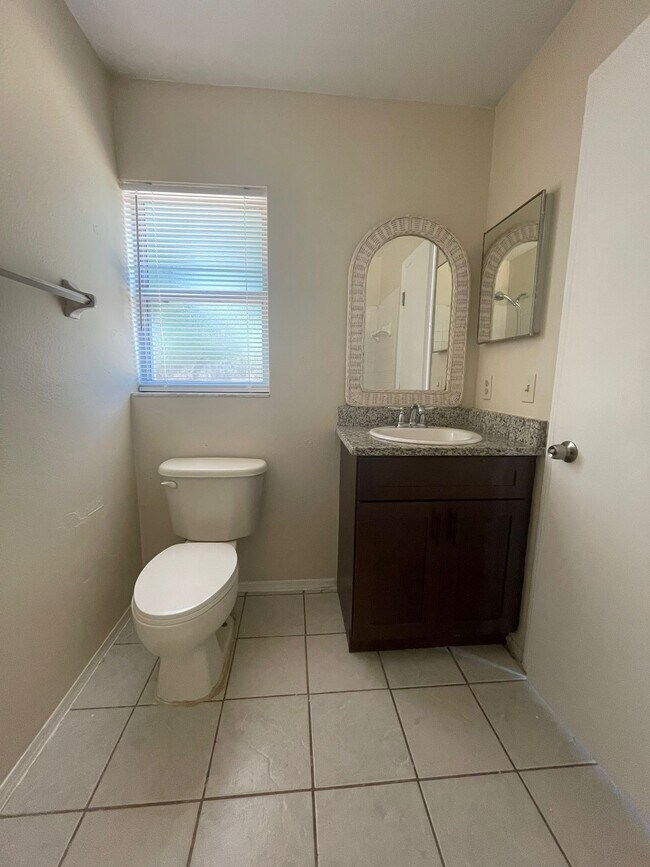 Building Photo - 3519 Benito Juarez Cir