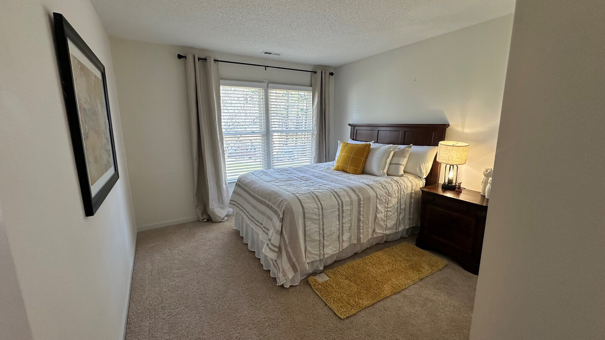 Building Photo - 100 Hebride Ct