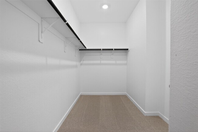 Building Photo - 422 Gram Hl Dr