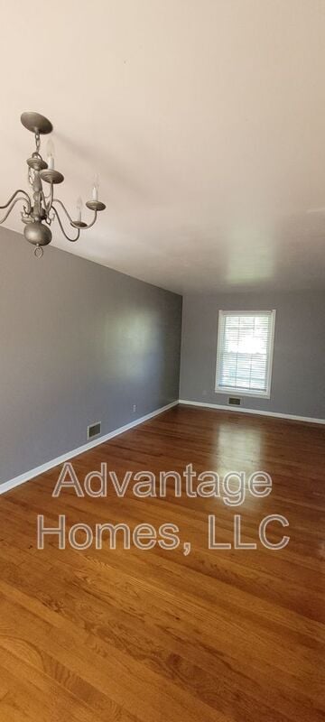 Building Photo - 8914 Grandview Dr