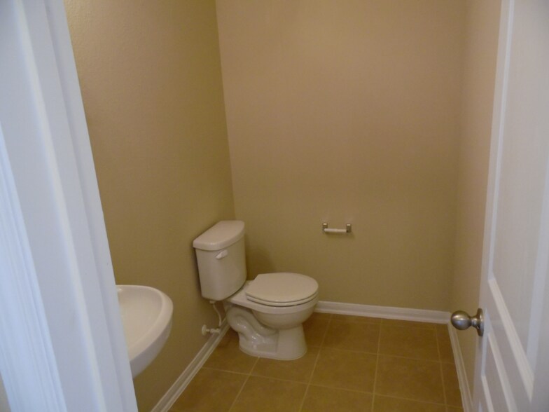 Building Photo - 2 Supiro Ct