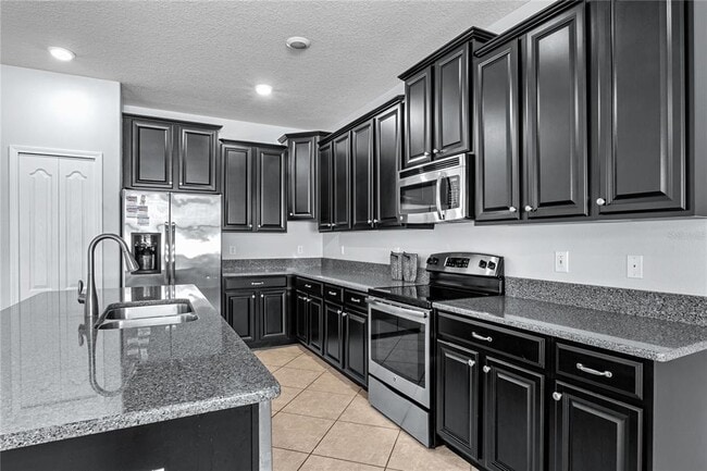 Building Photo - 13238 Wellington Hills Dr