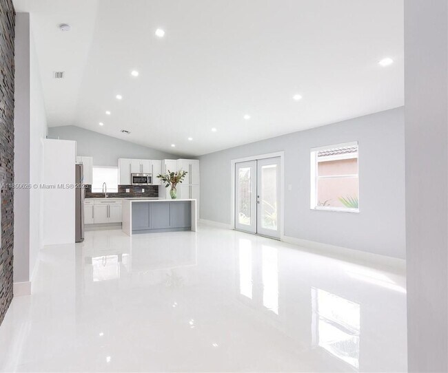 Building Photo - 14003 SW 147th Ct