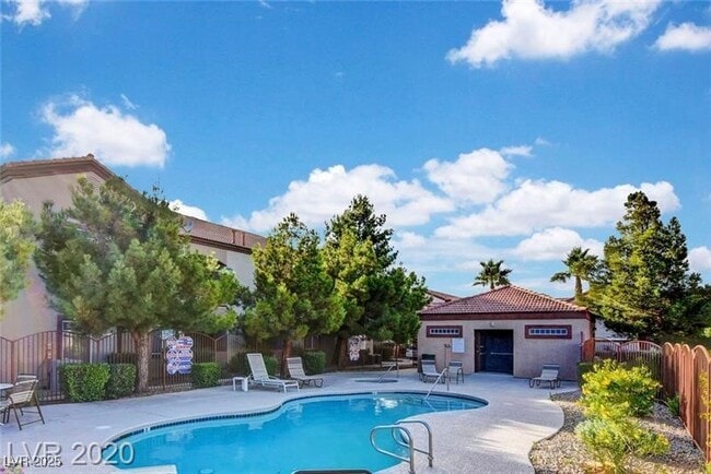 Building Photo - 9580 W Reno Ave