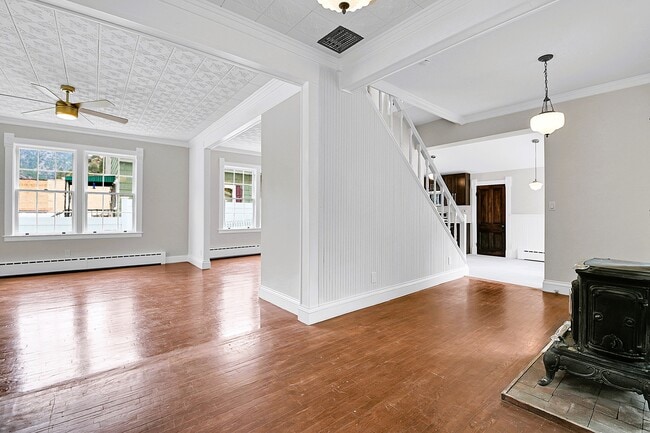 Building Photo - 16 Colorado Blvd