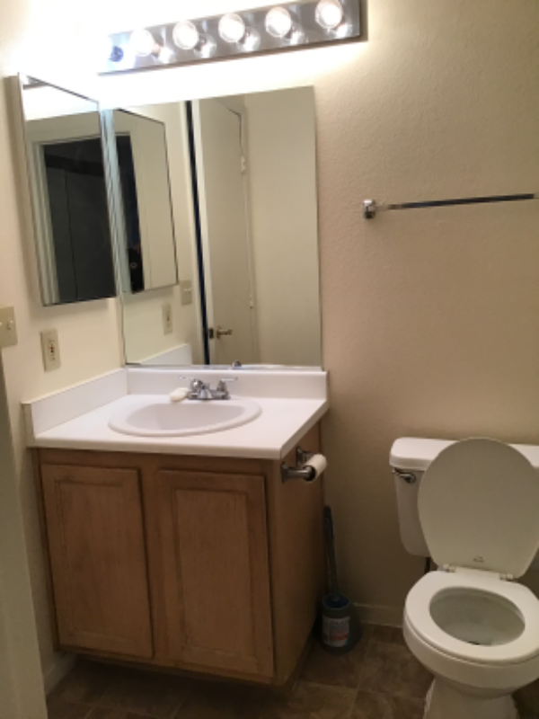 Building Photo - 1520 Jamielinn Ln