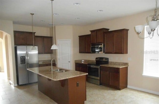 Building Photo - 2343 Beacon Landing Cir