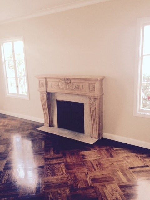 Building Photo - Enjoy indoor & outdoor living in this Spacious 4 Level, 3 bedroom 2 bath home in Lakeside District