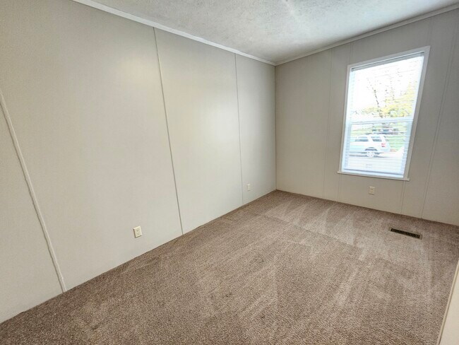 Building Photo - 5684 Windjammer Ct