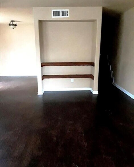 Building Photo - 5516 Boca Raton Blvd