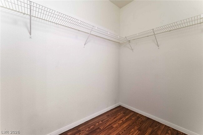 Building Photo - 5855 Valley Dr