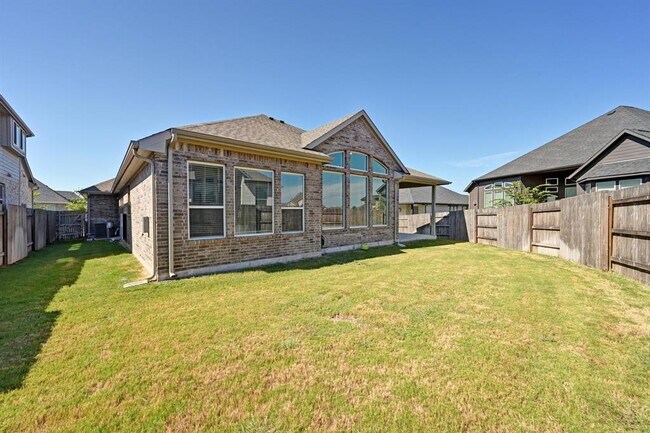 Building Photo - 475 Gamble Dr