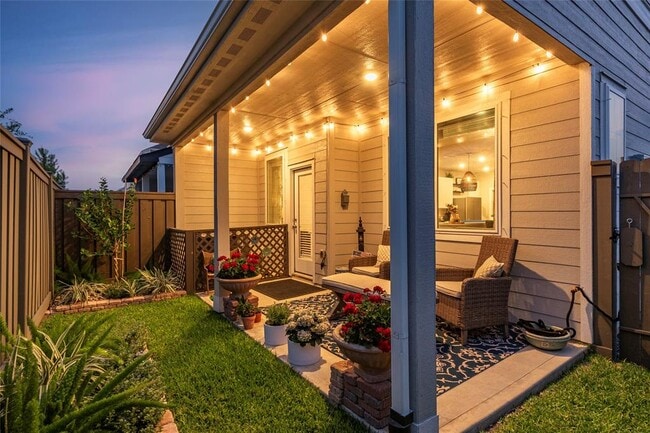 Building Photo - 614 Seabreeze Dr
