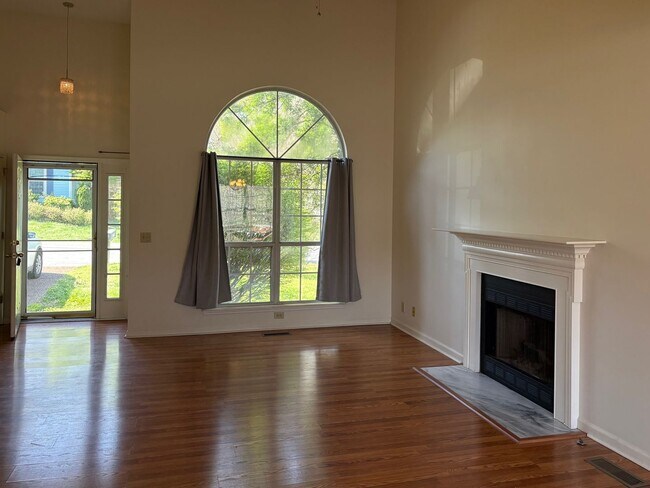 Building Photo - Single Family Home in Villages of Brentwood