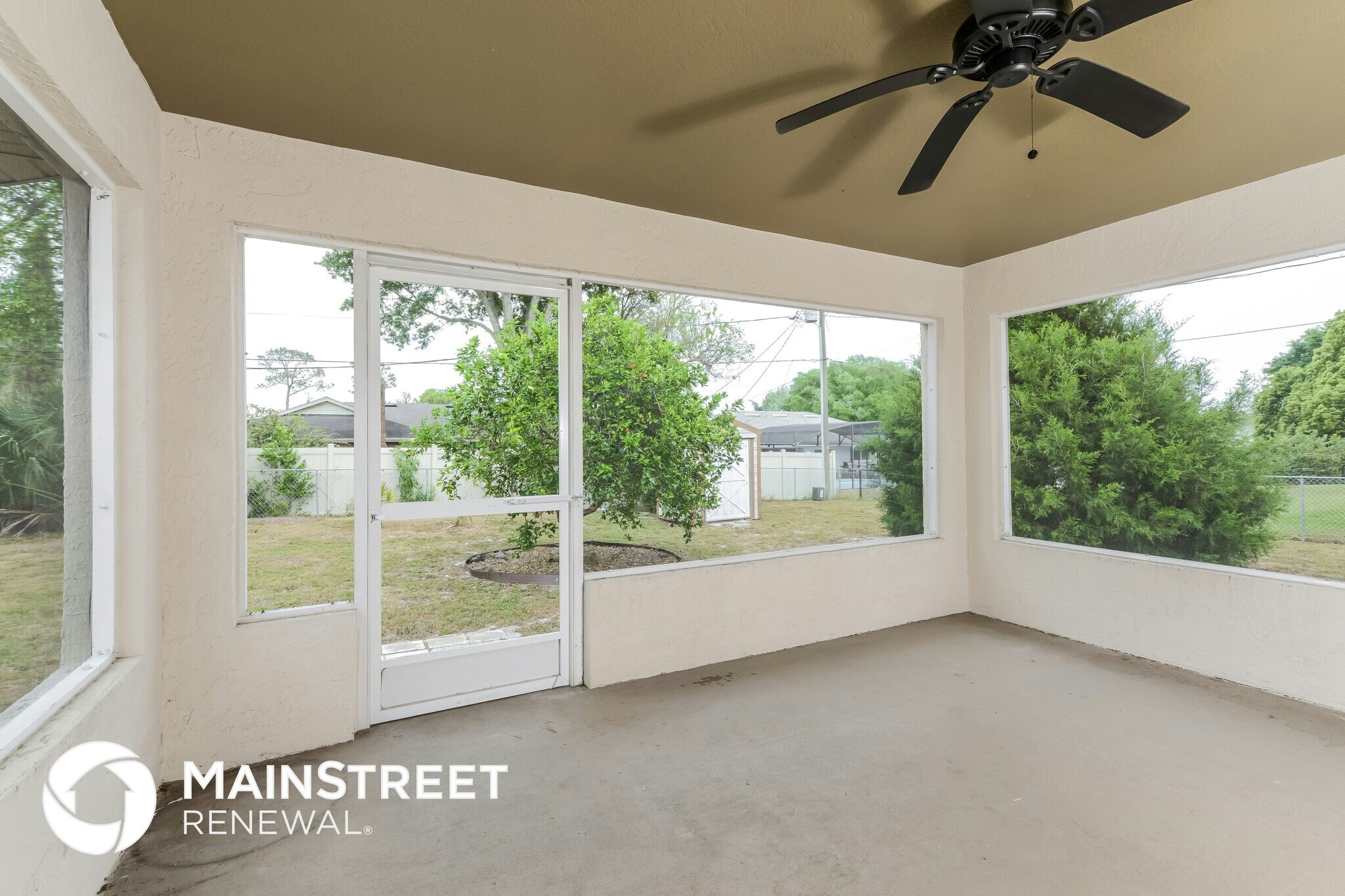 Building Photo - 2041 Claremont Dr