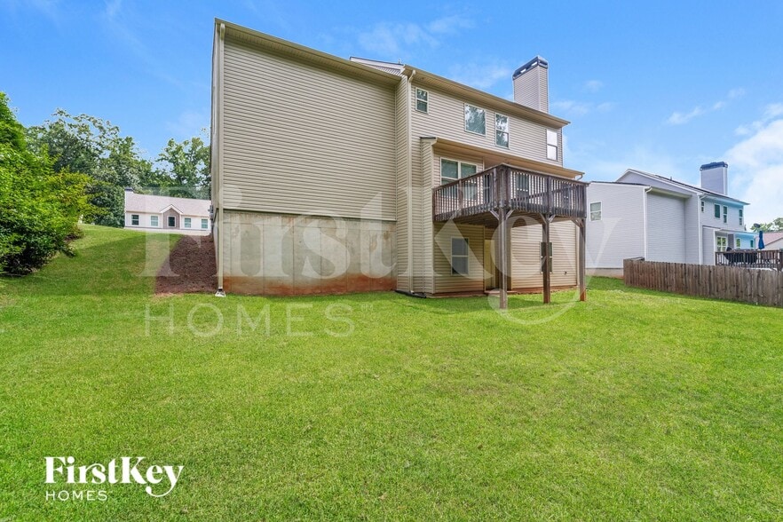 Building Photo - 819 Fairfield Dr