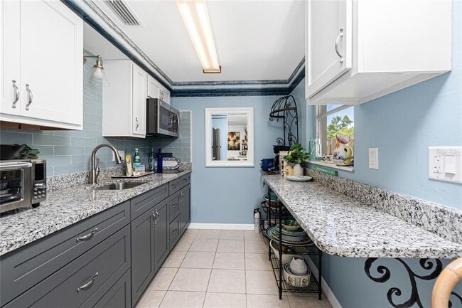 Building Photo - 26 French Ave