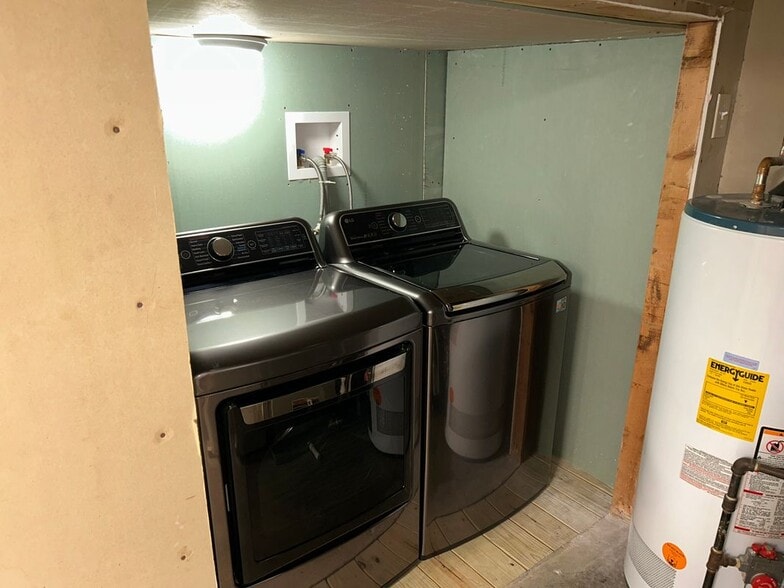 Building Photo - 4079 Sardis Church Rd