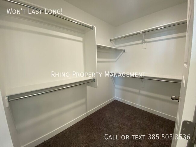 Building Photo - 4254 Bromwell Ct