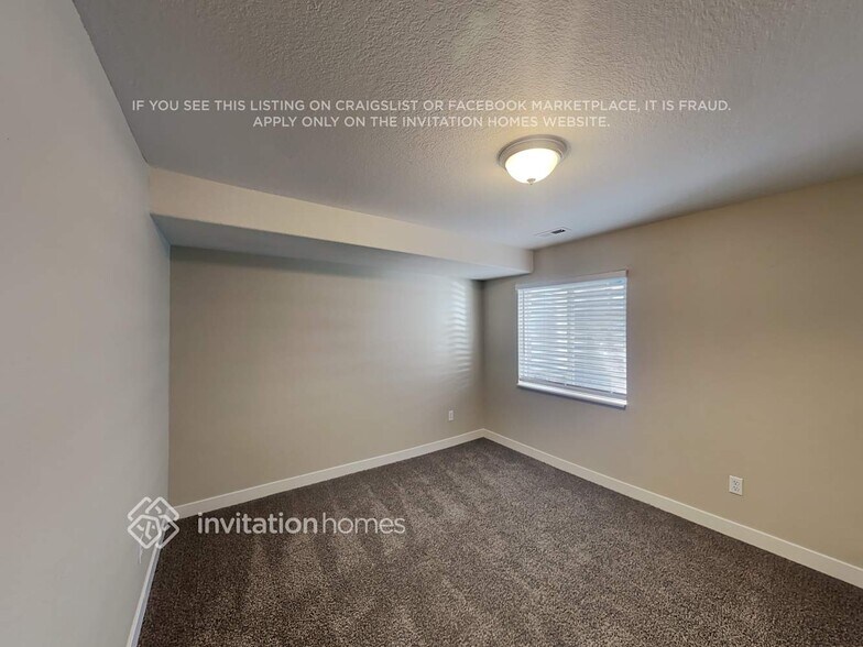 Building Photo - 5648 Hawkesbury Dr