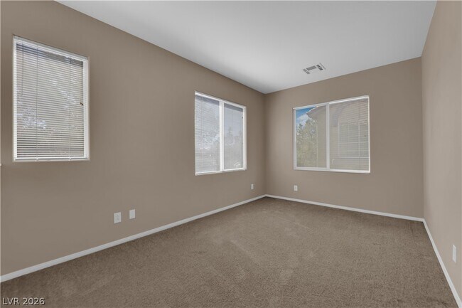 Building Photo - 10573 Allegrini Dr