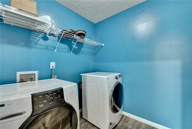 Building Photo - 3411 Galloping Bend Way