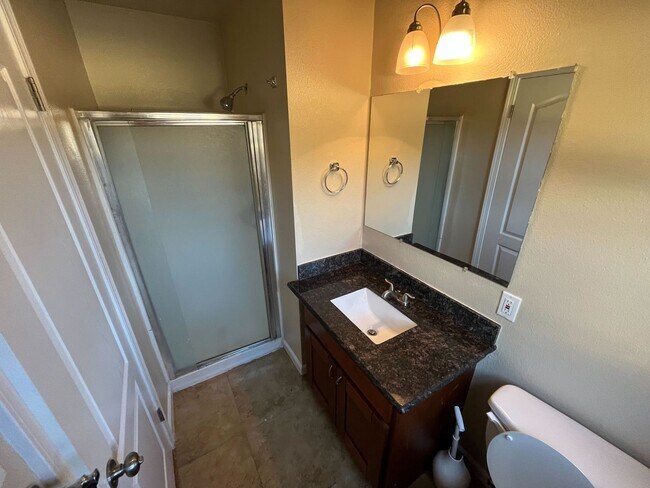 Building Photo - Charming 3-Bedroom Home in Prime Stockton ...