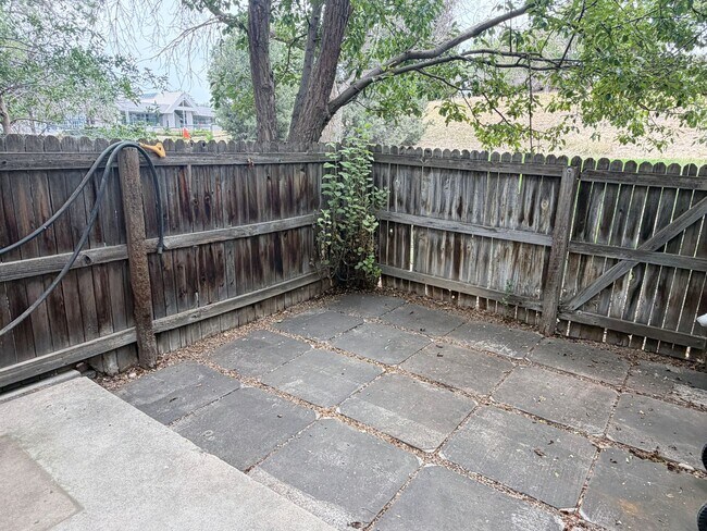 Building Photo - 3070 W 107th Pl