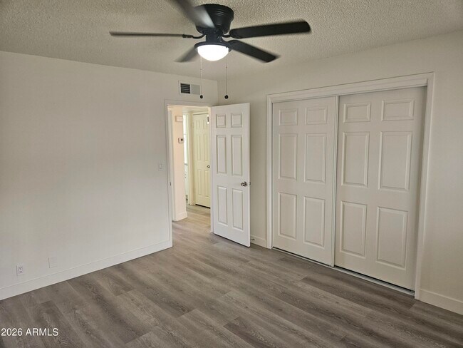 Building Photo - 6043 N 23rd Ave