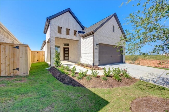 Building Photo - 31031 Star Gazer Rd
