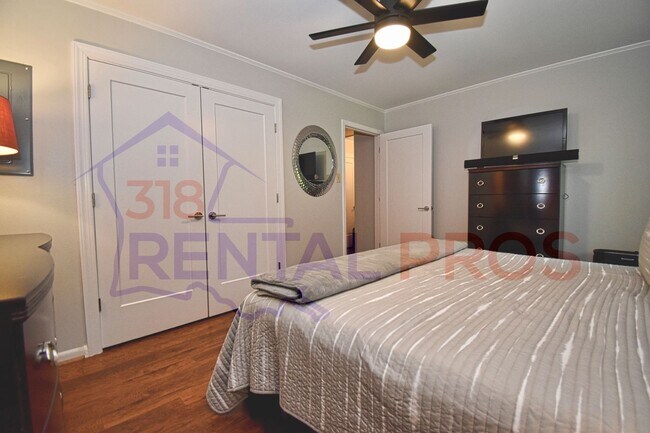 Building Photo - 4 Bed, 3 Bath Home in Ruston