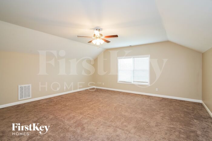 Building Photo - 1046 Whitney Dr