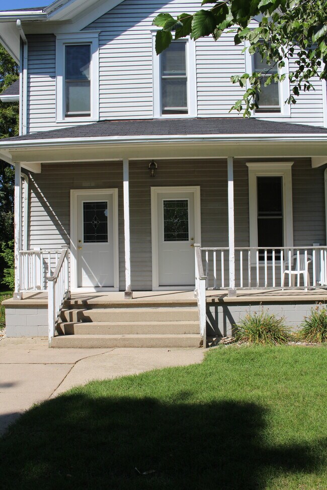 1144 W Walworth Ave 1144 W Walworth Ave Whitewater WI 53190