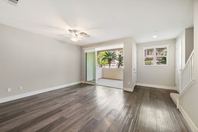 Building Photo - 4377 Paxton Pl