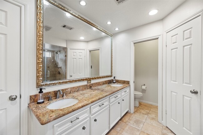 Building Photo - 1814 Crutchfield Ln