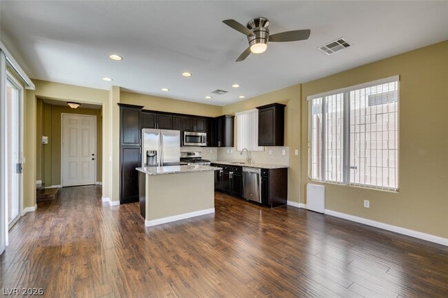 Building Photo - 5928 Attavilla Dr