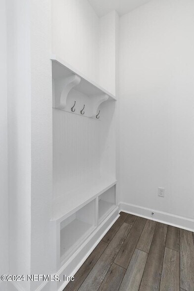 Building Photo - 116 Alston Dr