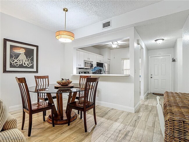 Building Photo - 1044 Woodshire Ln