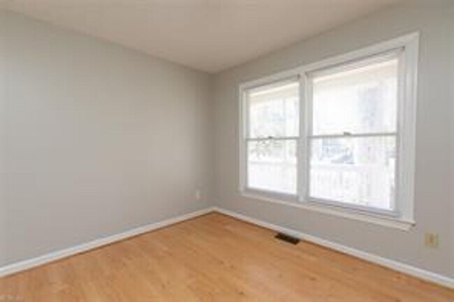 Building Photo - Call Sabrina at 757-767-0767 for more information