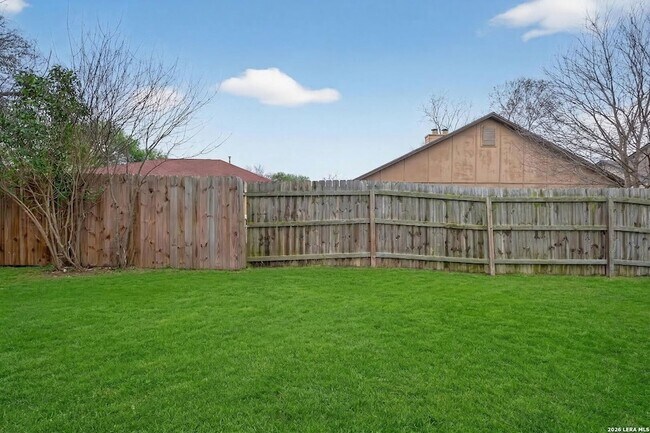 Building Photo - 9930 Trendwood