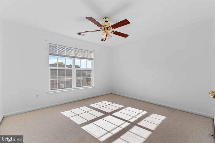 Building Photo - 3 E Thrush Dr