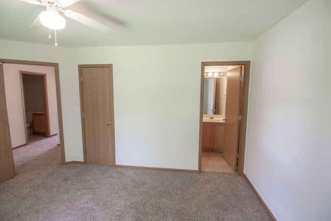 Building Photo - 1529 Bodie Dr