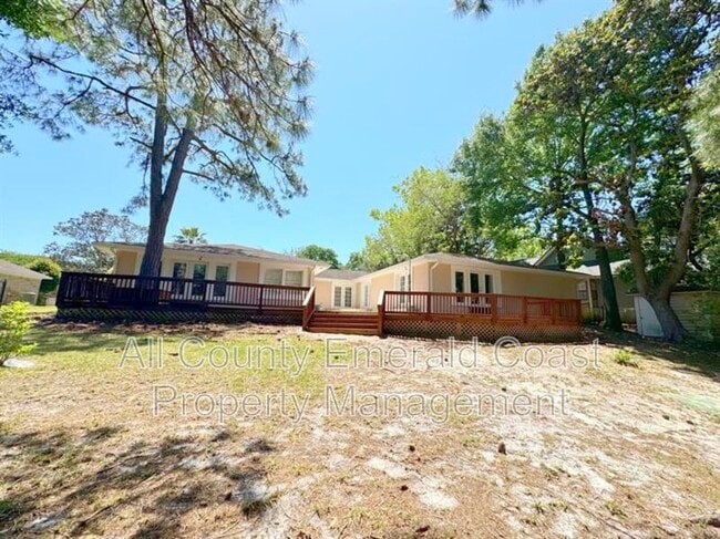 Building Photo - 847 Kell Aire Dr