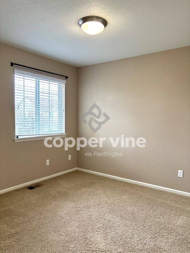 Building Photo - 11881 Chambers Dr