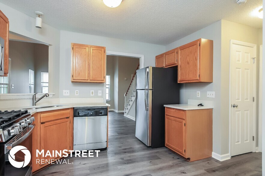 Building Photo - 813 Brewers Glynn Ct