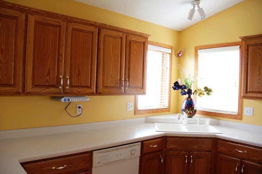 Building Photo - 4333 10th St NW