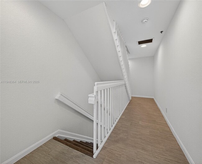 Building Photo - 4645 SW 75th Way