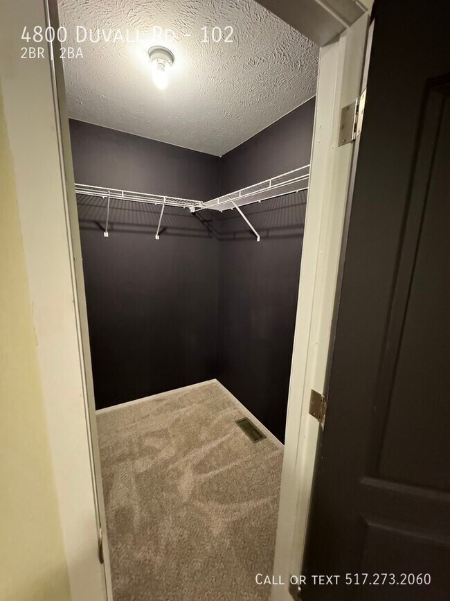 Building Photo - Stunning 2 bedroom 2 bath home located in ...