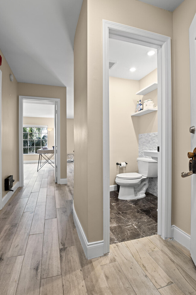 Building Photo - 2270 NE 68th St